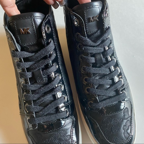 Michael Kors sneakers - Picture 6 of 11